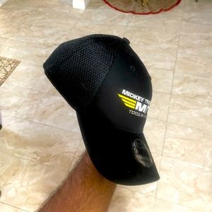 Mickey Thompson tires hat , it’s black and very stylish